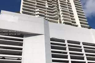 555 NE 15th St, Miami, FL 33132 - Photo 10