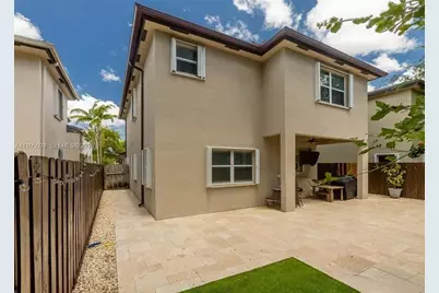 385 NE 36th Ave Rd, Homestead, FL 33033 - Photo 6