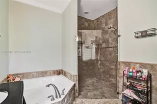 2441 E Aragon Blvd, Sunrise, FL 33313 - Photo 28