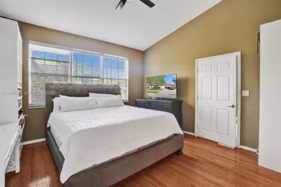 2441 E Aragon Blvd #5, Sunrise, FL 33313 - Photo 24