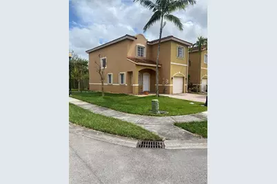 319 SE 20th Ter #319, Homestead, FL 33033 - Photo 2