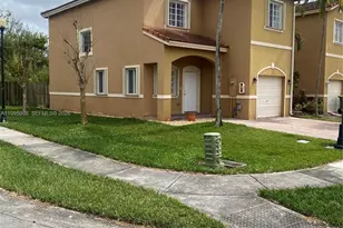 319 SE 20th Terrace, Homestead, FL 33033 - Photo 2