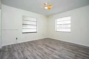 472 Glenwood Dr, West Palm Beach, FL 33415 - Photo 10