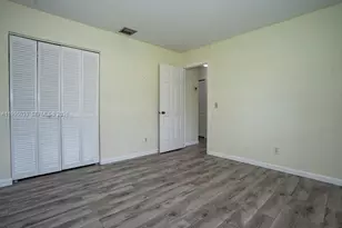 472 Glenwood Dr, West Palm Beach, FL 33415 - Photo 14