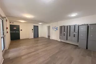 143 SW 9th St, Miami, FL 33130 - Photo 14