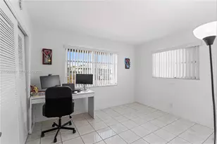 6802 NW 58th Ct, Tamarac, FL 33321 - Photo 12