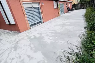 164 NW 85th Ct, Miami, FL 33126 - Photo 16