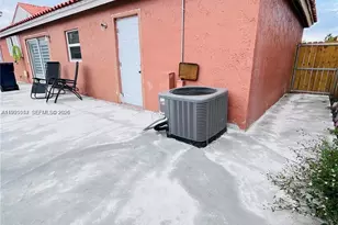 164 NW 85th Ct, Miami, FL 33126 - Photo 14