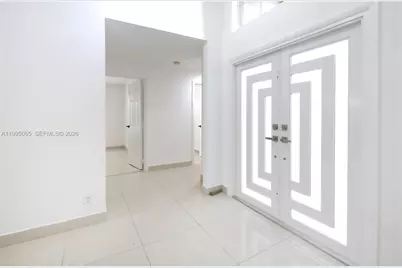 499 Cambridge Ln, Weston, FL 33326 - Photo 6