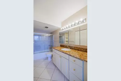 9150 Lime Bay Blvd #110, Tamarac, FL 33321 - Photo 16