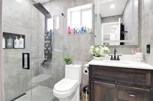 2330 W 6th Ct, Hialeah, FL 33010 - Photo 14