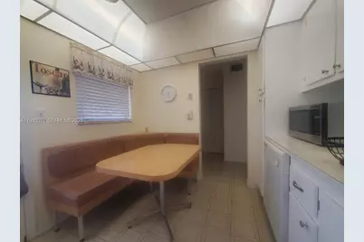 319 NE 14th Ave #207, Hallandale Beach, FL 33009 - Photo 6