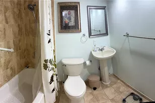 7725 W 10th Ave, Hialeah, FL 33014 - Photo 10