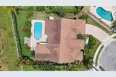 11021 NW 7th St, Plantation, FL 33324 - Photo 4