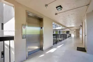 605 Ives Dairy Rd, Miami, FL 33179 - Photo 26