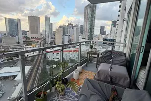 90 SW 3rd St, Miami, FL 33130 - Photo 4