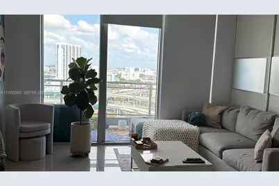 90 SW 3rd St #2112, Miami, FL 33130 - Photo 12