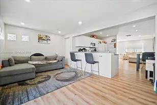 5402 NW 25th Terrace, Tamarac, FL 33309 - Photo 10