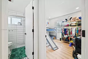 5402 NW 25th Terrace, Tamarac, FL 33309 - Photo 24