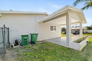 5402 NW 25th Terrace, Tamarac, FL 33309 - Photo 32