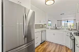 7676 Trent Dr, Tamarac, FL 33321 - Photo 22