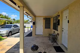 1723 Thomas St, Hollywood, FL 33020 - Photo 2