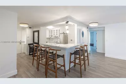 6061 Collins Ave #7D, Miami Beach, FL 33140 - Photo 8