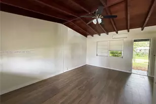 1580 NE 145th St, Miami, FL 33161 - Photo 2
