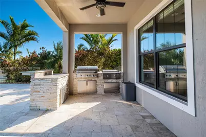 11475 Watercrest Circle East, Parkland, FL 33076 - Photo 16