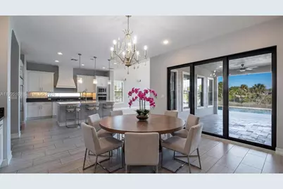11475 Watercrest Circle East, Parkland, FL 33076 - Photo 10