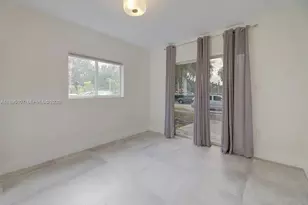 81 Edgewater Dr, Coral Gables, FL 33133 - Photo 6