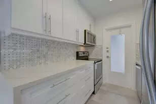 81 Edgewater Dr, Coral Gables, FL 33133 - Photo 4