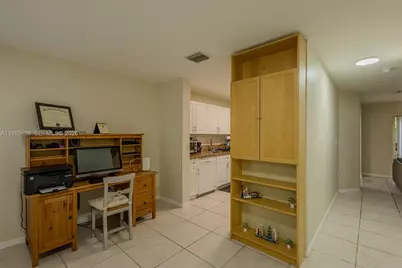 17009 NW 22nd St, Pembroke Pines, FL 33028 - Photo 4