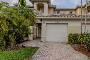 17009 NW 22nd St, Pembroke Pines, FL 33028 - Photo 2