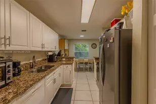 17009 NW 22nd St, Pembroke Pines, FL 33028 - Photo 6