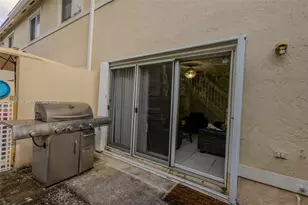 17009 NW 22nd St, Pembroke Pines, FL 33028 - Photo 16