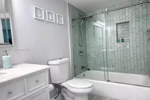 19370 Collins Ave, Sunny Isles Beach, FL 33160 - Photo 32