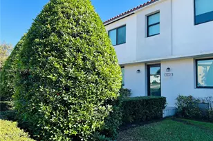 1440 SW 42nd St, Miami, FL 33134 - Photo 2