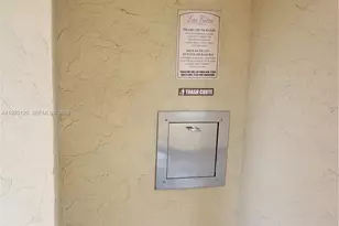 8180 Geneva Ct, Doral, FL 33166 - Photo 28