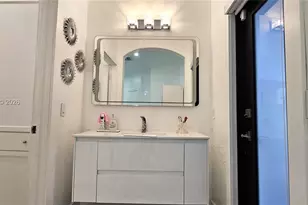 21203 SW 124th Pl, Miami, FL 33177 - Photo 10