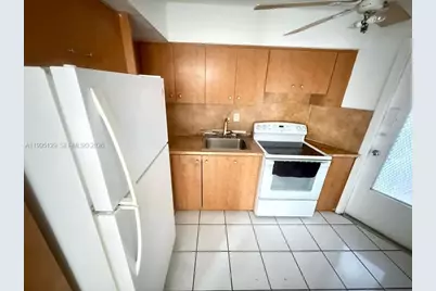 1663 NE Miami Gardens Dr #140, Miami, FL 33179 - Photo 10