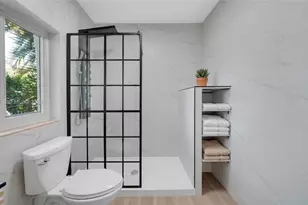 1895 NE 118th Rd, North Miami, FL 33181 - Photo 22