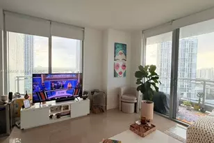 90 SW 3rd St, Miami, FL 33130 - Photo 6