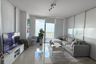 90 SW 3rd St, Miami, FL 33130 - Photo 8