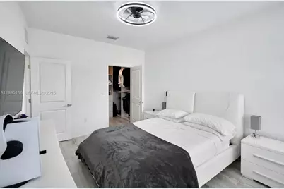 181 SW 170th Ave, Pembroke Pines, FL 33027 - Photo 14