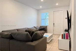 181 SW 170th Ave, Pembroke Pines, FL 33027 - Photo 26