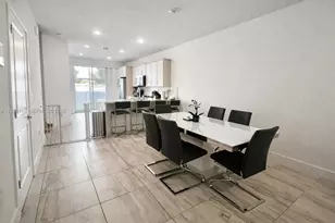 181 SW 170th Ave, Pembroke Pines, FL 33027 - Photo 4