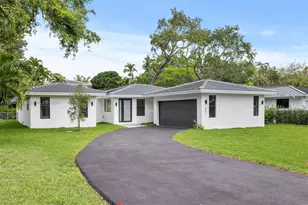 6091 SW 79th St, South Miami, FL 33143 - Photo 2