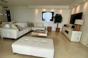 100 Bayview Dr, Sunny Isles Beach, FL 33160 - Photo 10