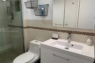 100 Bayview Dr, Sunny Isles Beach, FL 33160 - Photo 34